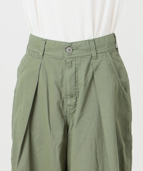 Spick & Span(スピックアンドスパン)の「SOMETHING / サムシング for SS 別注 HYPER CURVE LITE(チノパンツ・レディース・カーキ/アイボリー・MEDIUM/SMALL)」の18枚目の写真