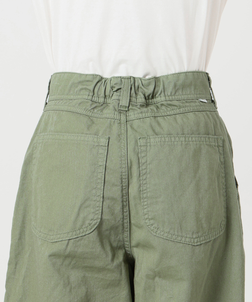 Spick & Span(スピックアンドスパン)の「SOMETHING / サムシング for SS 別注 HYPER CURVE LITE(チノパンツ・レディース・カーキ/アイボリー・MEDIUM/SMALL)」の17枚目の写真