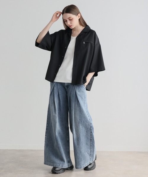 ELLUV(エルブ)の「【ELLUV/エルヴ】ドレープTRクロス ジップギミック ショート丈オープンカラーシャツ(シャツ/ブラウス・メンズ・ブラック/ホワイト/ライトブルー・L/M/S)」の15枚目の写真