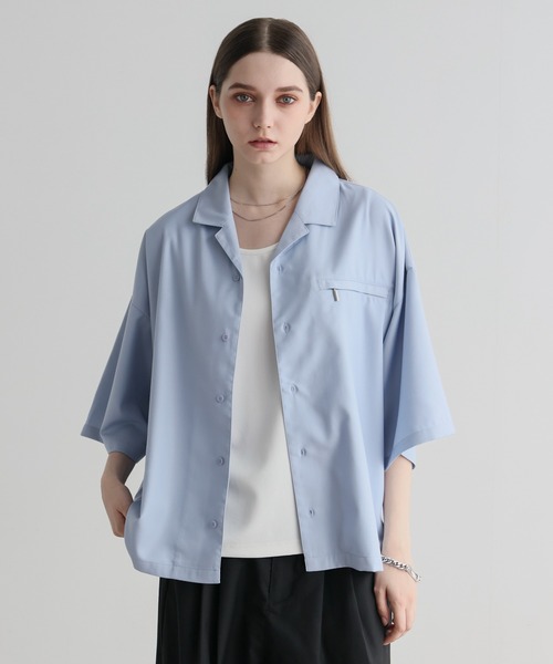ELLUV(エルブ)の「【ELLUV/エルヴ】ドレープTRクロス ジップギミック ショート丈オープンカラーシャツ(シャツ/ブラウス・メンズ・ブラック/ホワイト/ライトブルー・L/M/S)」の17枚目の写真