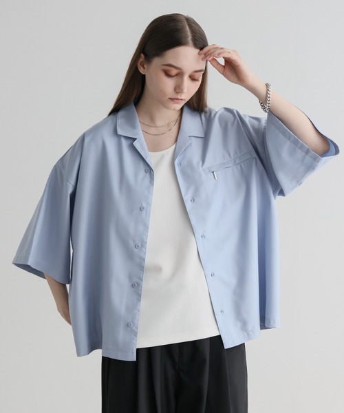 ELLUV(エルブ)の「【ELLUV/エルヴ】ドレープTRクロス ジップギミック ショート丈オープンカラーシャツ(シャツ/ブラウス・メンズ・ブラック/ホワイト/ライトブルー・L/M/S)」の19枚目の写真