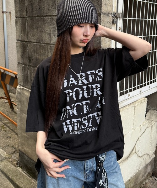 Figments(フィグメンツ)の「ノイズロゴビッグT(Tシャツ/カットソー・レディース・ホワイト/ブラック・FREE)」の2枚目の写真