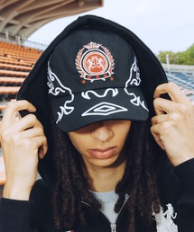 UMBRO（アンブロ）の「UMBRO別注 エンブレムベースボールキャップ（キャップ）」