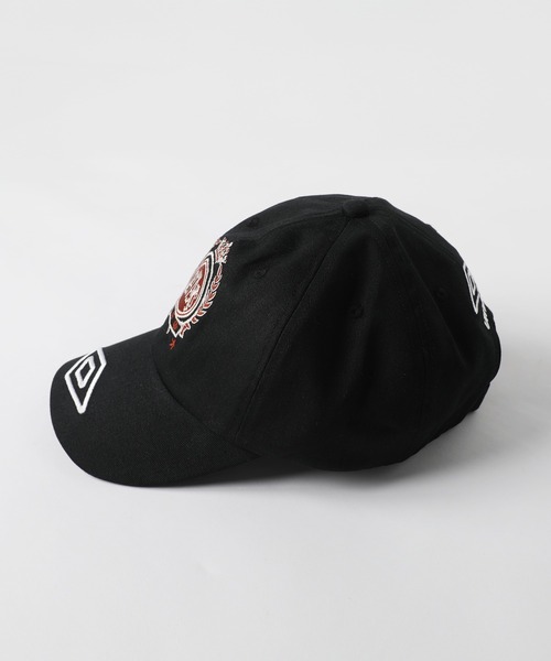 UMBRO（アンブロ）の「UMBRO別注 エンブレムベースボールキャップ（キャップ・メンズ・ブラック系1/ブラック・FREE）」の6枚目の写真