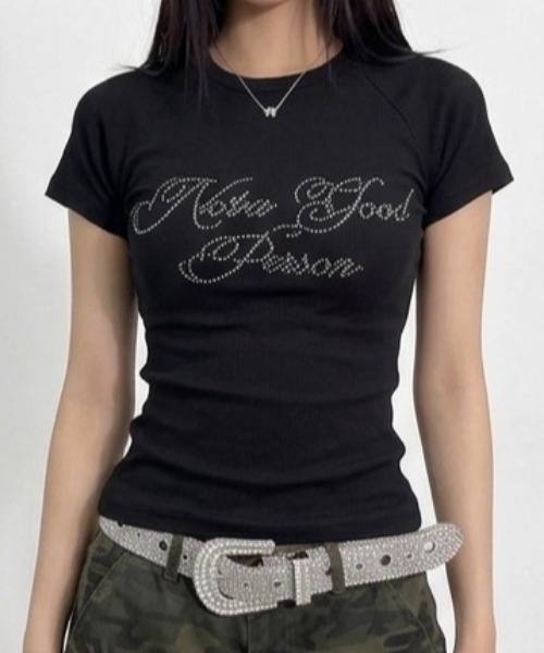 NANEA(ナネア)の「ラインストーンロゴ タイトチビTシャツ(Tシャツ/カットソー・レディース・ブラック/ホワイト・LARGE/MEDIUM)」の10枚目の写真