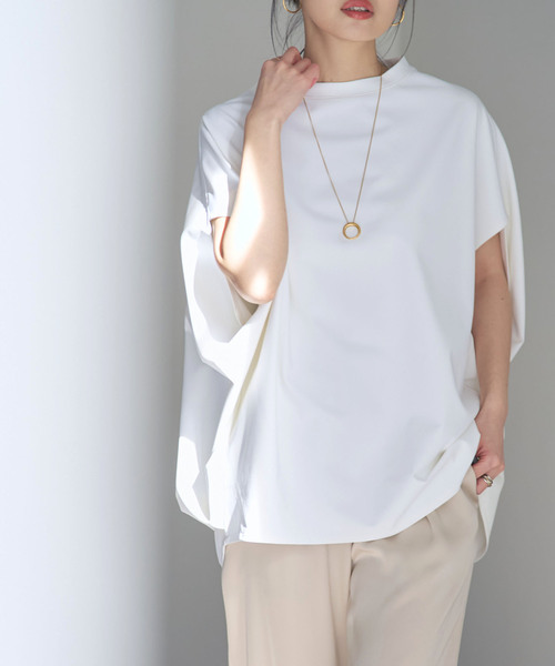 COGTHEBIGSMOKE(コグザビッグスモーク)の「《接触冷感・追加》COG THE BIGSMOKE/コグザビッグスモーク NORMA TOP(Tシャツ/カットソー・レディース・ホワイト/ブラック・FREE)」の2枚目の写真
