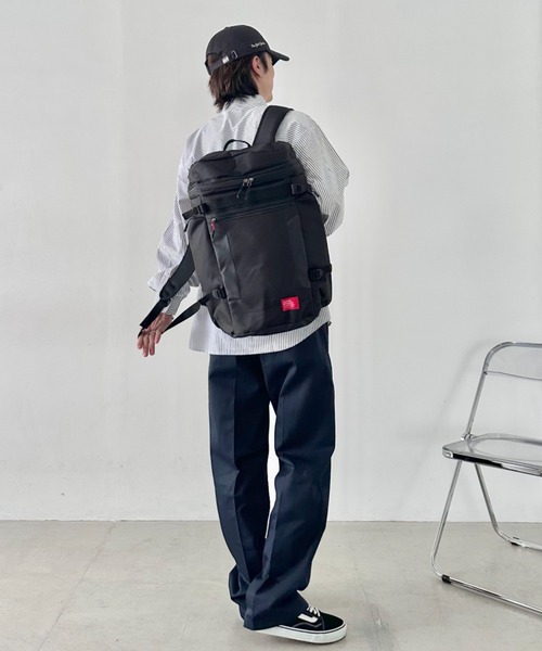 MAFA PACIFIC LIMITED（マファパシフィックリミテッド）の「[背面直結ファスナー/左サイド簡易保冷保温]ボックス型バックパック/リュック（バックパック/リュック・メンズ・ブラック/ブラック系その他/グレー・FREE）」の11枚目の写真