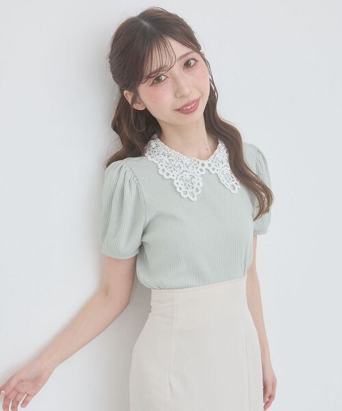 MAJESTIC LEGON(マジェスティックレゴン)の「2WAYレース襟パフスリーブトップス(Tシャツ/カットソー・レディース・チャコールグレー/ブラック系その他/ブラック/アイボリー/ライトグリーン/ネイビー/ラベンダー・MEDIUM)」の5枚目の写真