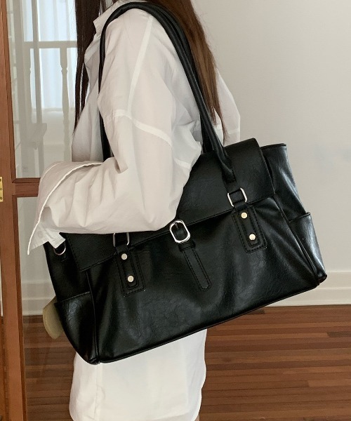 yuue' ( wear )(ユーイ)の「大容量ロングハンドルビッグトートバッグ/通勤通学/オフィス/A4サイズ対応(ショルダーバッグ・レディース・ダークブラウン/ブラック・FREE)」の18枚目の写真