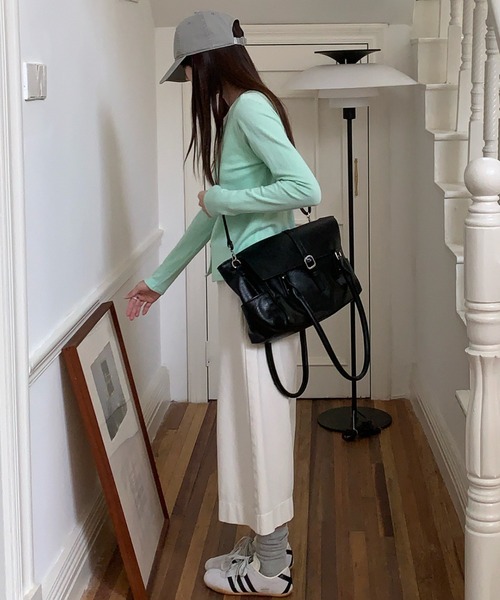 yuue' ( wear )(ユーイ)の「大容量ロングハンドルビッグトートバッグ/通勤通学/オフィス/A4サイズ対応(ショルダーバッグ・レディース・ダークブラウン/ブラック・FREE)」の21枚目の写真