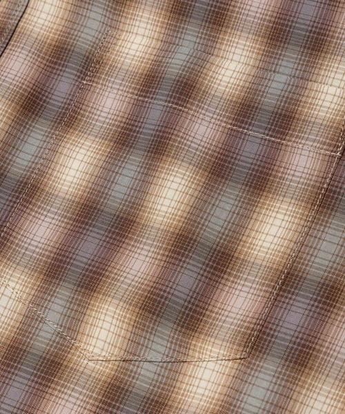 MR.OLIVE(ミスターオリーブ)の「SILKY TENCEL CHECK / REGULAR COLLAR SHIRT /M263107(シャツ/ブラウス・メンズ・グリーン/ブラウン・LARGE/MEDIUM/SMALL)」の13枚目の写真