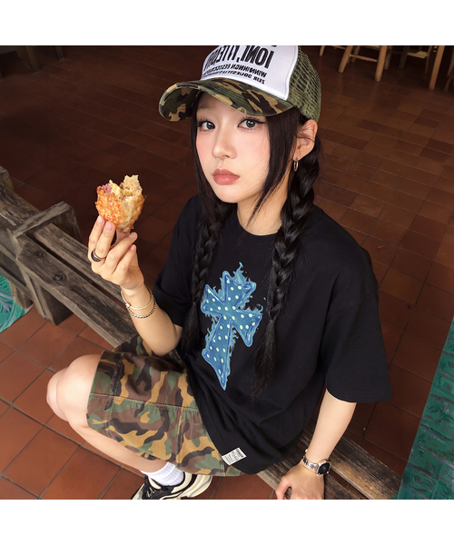 GRAVER（グレーバー）の「[ユニセックス]ドットクロス_フレーム半袖Tシャツ_3色（Tシャツ/カットソー・レディース・ブラック/ホワイト/ネイビー・SMALL/MEDIUM/LARGE）」の2枚目の写真