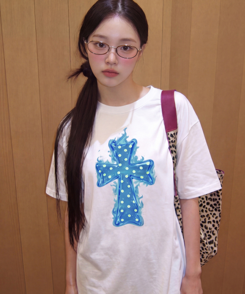 GRAVER（グレーバー）の「[ユニセックス]ドットクロス_フレーム半袖Tシャツ_3色（Tシャツ/カットソー・レディース・ブラック/ホワイト/ネイビー・SMALL/MEDIUM/LARGE）」の10枚目の写真