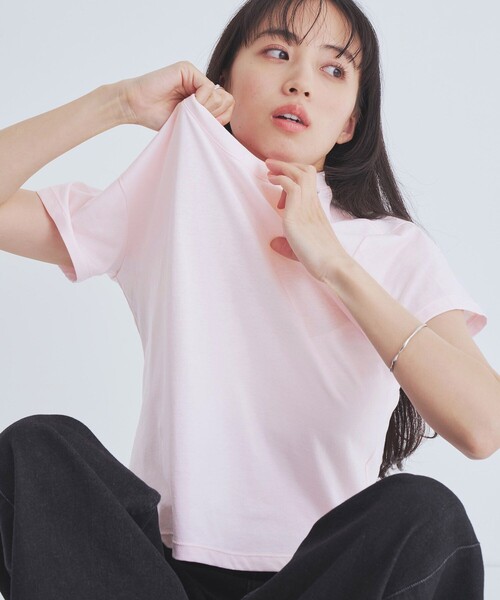 UNITED TOKYO(ユナイテッドトウキョウ)の「【大人気!】コンパクトTシャツ|ウォッシャブル/オフィスカジュアル/半袖/Tシャツ/夏服/抗ピリング(Tシャツ/カットソー・レディース・ブラック/アイボリー/ネイビー/レッド/ピンク/ライトブルー・FREE)」の1枚目の写真