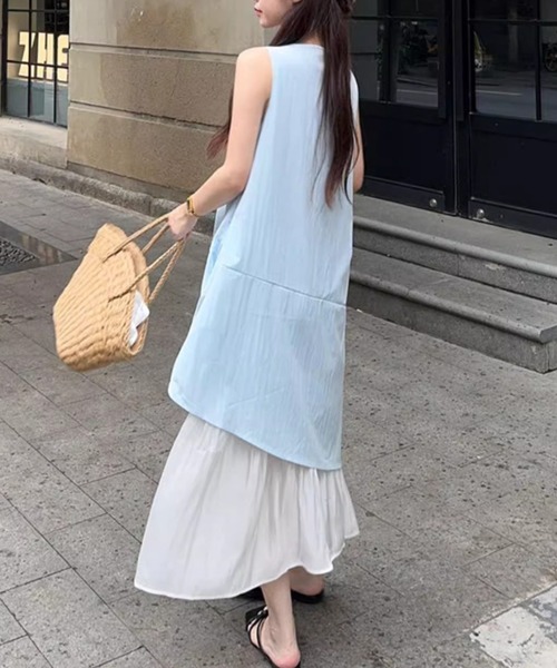 AMAJI(アマジ)の「ロング丈ノースリーブワンピース(ワンピース・レディース・ライトブルー/ホワイト・SMALL/MEDIUM/LARGE/X-LARGE)」の5枚目の写真