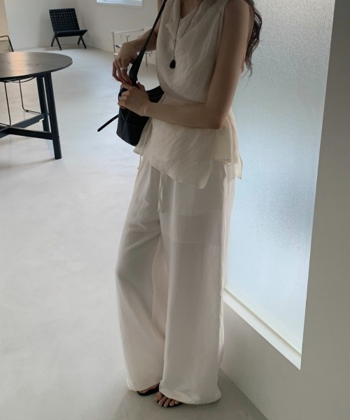Aelina(エリナ)の「ノースリーブリボントップス(ベスト・レディース・ベージュ/グレー/ホワイト・FREE)」の18枚目の写真