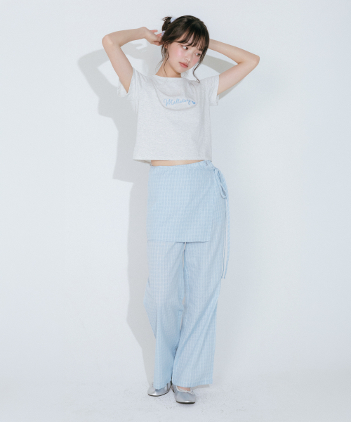 MELLOTORY(メロートリー)の「刺繍クロップ半袖Tシャツ (2色)(Tシャツ/カットソー・レディース・ホワイト/ライトグレー・FREE)」の3枚目の写真