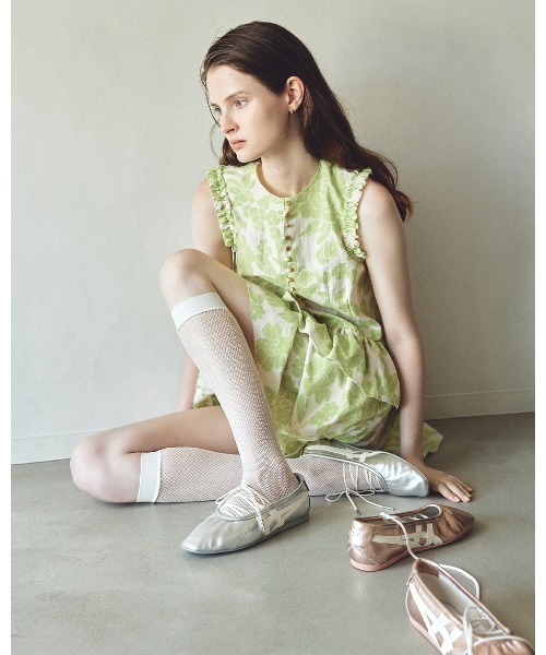 Onitsuka Tiger(オニツカタイガー)の「GYMNARINA / ジムナリーナ(バレエシューズ・レディース・シルバー系その他/ピンク系その他・22.5/23/23.5/24/24.5/25/25.5/26)」の3枚目の写真