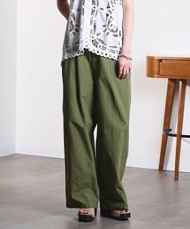 ROSE BUD（ローズバッド）の「DENIM BACK SATIN PANTS（デニムパンツ）」
