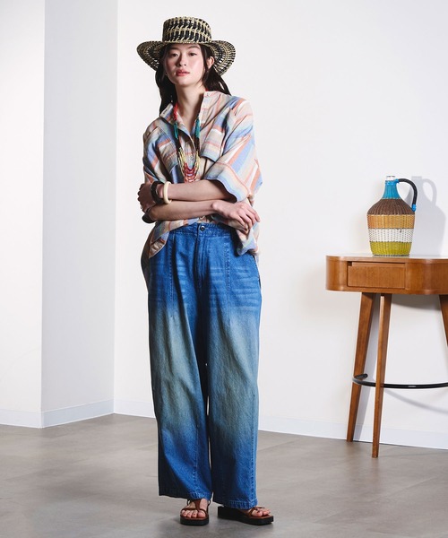 ROSE BUD(ローズバッド)の「DENIM/BACK SATIN PANTS(デニムパンツ・レディース・オフホワイト/ライトインディゴブルー/カーキ・M/S)」の13枚目の写真