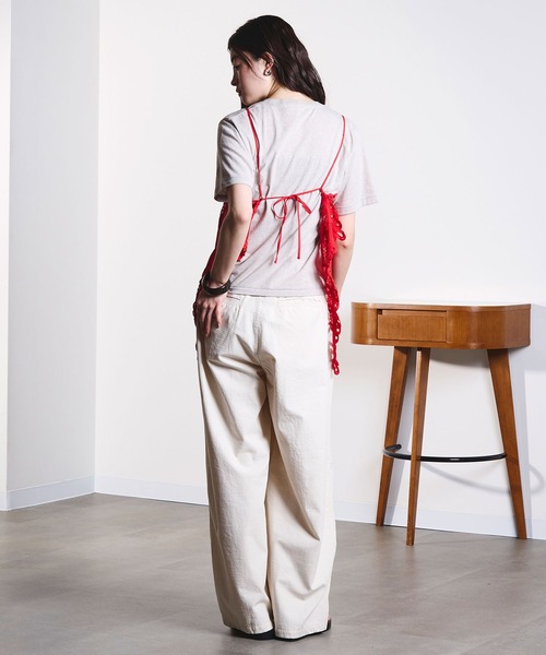 ROSE BUD(ローズバッド)の「DENIM/BACK SATIN PANTS(デニムパンツ・レディース・オフホワイト/ライトインディゴブルー/カーキ・M/S)」の21枚目の写真