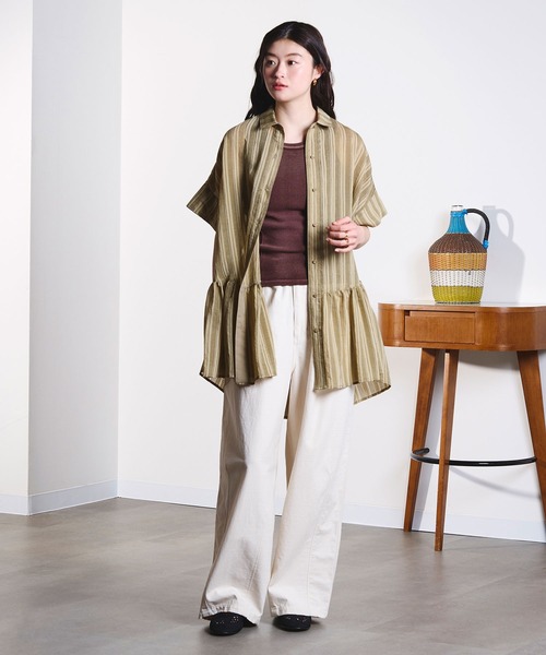 ROSE BUD(ローズバッド)の「DENIM/BACK SATIN PANTS(デニムパンツ・レディース・オフホワイト/ライトインディゴブルー/カーキ・M/S)」の22枚目の写真