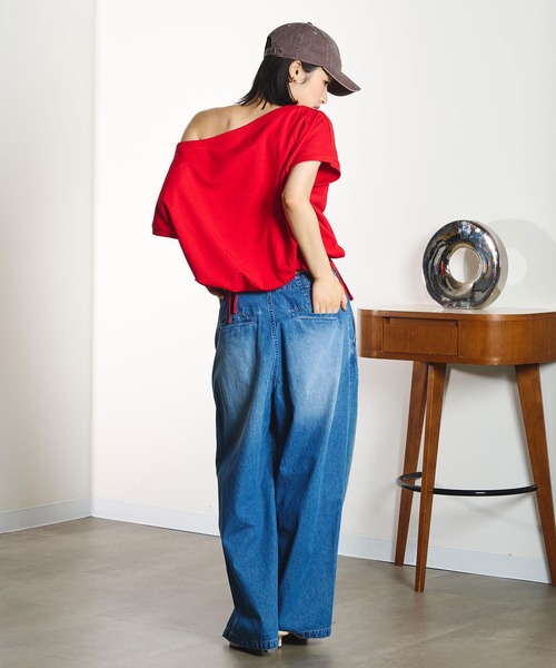 ROSE BUD(ローズバッド)の「DENIM/BACK SATIN PANTS(デニムパンツ・レディース・オフホワイト/ライトインディゴブルー/カーキ・M/S)」の8枚目の写真