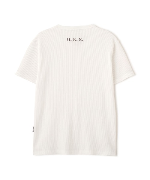 AVIREX(アヴィレックス)の「MINI WAFFLE HENRY NECK T-SHIRT "U.S.N." / ミニワッフル ヘンリーネック 半袖Tシャツ / AVIREX /アヴィレックス(Tシャツ/カットソー・メンズ・ホワイト/ブラック/グリーン系カモフラージュ・LARGE/SMALL/X-LARGE/MEDIUM)」の5枚目の写真
