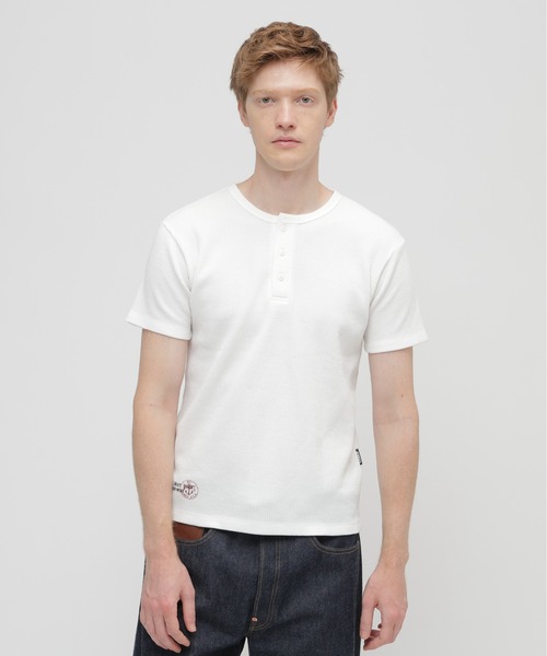 AVIREX(アヴィレックス)の「MINI WAFFLE HENRY NECK T-SHIRT "U.S.N." / ミニワッフル ヘンリーネック 半袖Tシャツ / AVIREX /アヴィレックス(Tシャツ/カットソー・メンズ・ホワイト/ブラック/グリーン系カモフラージュ・LARGE/SMALL/X-LARGE/MEDIUM)」の7枚目の写真