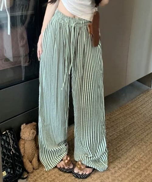 おしゃれスタ(オシャレスタ)の「リラックスストライプワイドパンツ(その他パンツ・レディース・ブラック/グリーン/レッド/ブラウン・M/L/XL/S)」の3枚目の写真
