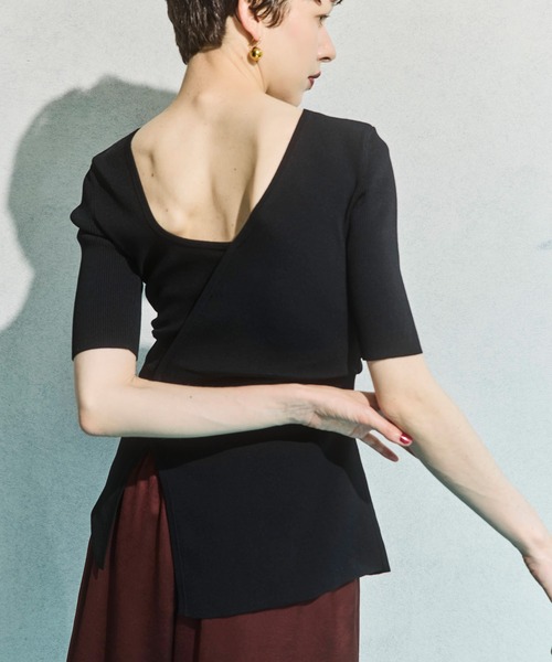OMMO(オーエムエムオー)の「OVER PANEL HALF SLEEVE TOP(ニット/セーター・レディース・レッド/ブラック/カーキ・F)」の16枚目の写真