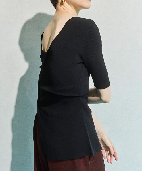OMMO(オーエムエムオー)の「OVER PANEL HALF SLEEVE TOP(ニット/セーター・レディース・レッド/ブラック/カーキ・F)」の17枚目の写真