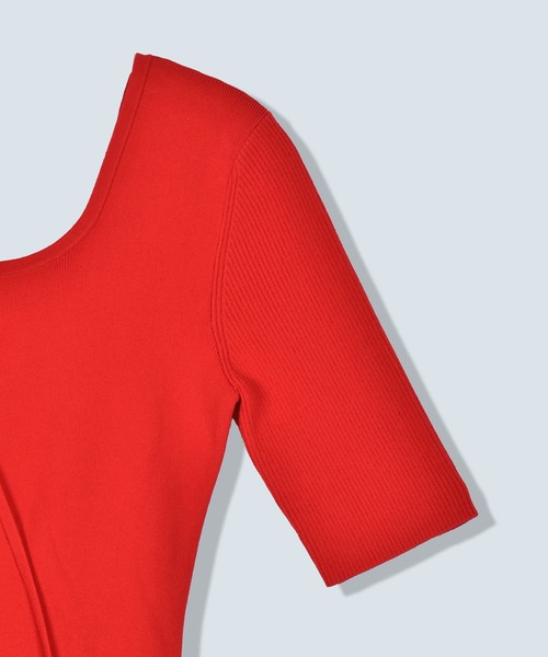 OMMO(オーエムエムオー)の「OVER PANEL HALF SLEEVE TOP(ニット/セーター・レディース・レッド/ブラック/カーキ・F)」の10枚目の写真