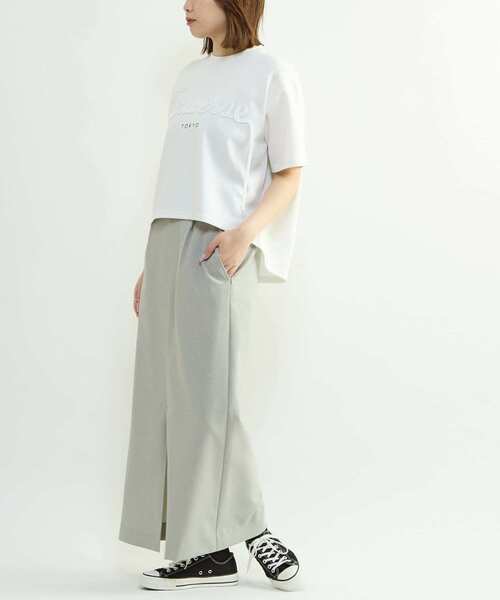 CONVERSE TOKYO（コンバーストウキョウ）の「SPINDLE LOGO TUCK TEE（Tシャツ/カットソー・レディース・ホワイト/杢グレー/ブラック・FREE）」の5枚目の写真
