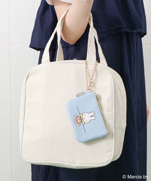 Miffy( ミッフィー)の「MIFFY CELEBRATIONカード&パスケース(パスケース・レディース・ブルー/アイボリー・FREE)」の4枚目の写真