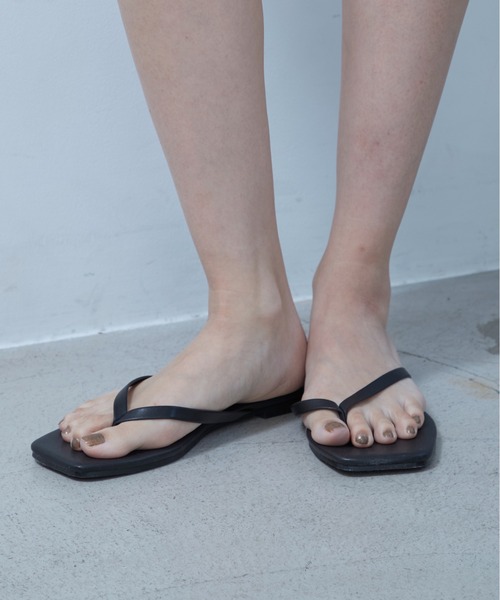 OFROOM(オフルーム)の「Thong Sandals|トングサンダル(サンダル・レディース・レッド/ブラック/ホワイト・SMALL/LARGE/MEDIUM)」の21枚目の写真
