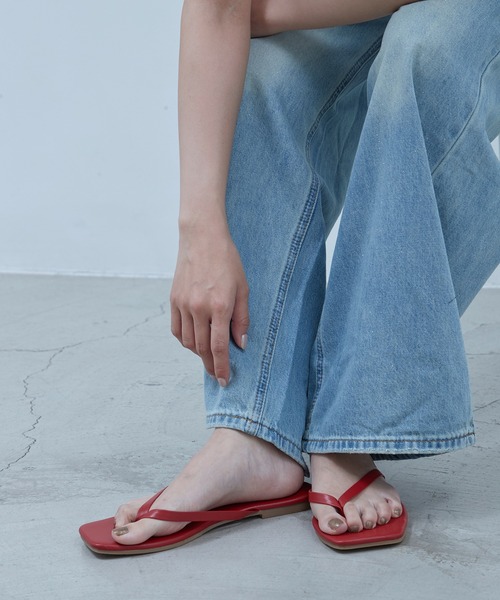 OFROOM(オフルーム)の「Thong Sandals|トングサンダル(サンダル・レディース・レッド/ブラック/ホワイト・SMALL/LARGE/MEDIUM)」の14枚目の写真