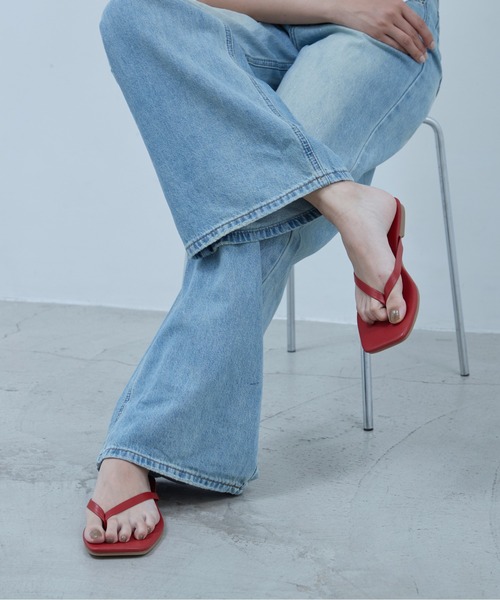 OFROOM(オフルーム)の「Thong Sandals|トングサンダル(サンダル・レディース・レッド/ブラック/ホワイト・SMALL/LARGE/MEDIUM)」の17枚目の写真