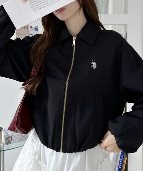 U.S. POLO ASSN.(ユーエスポロアッスン)の「【U.S. POLO ASSN. 】ツイル 襟付き ボリューム ブルゾン(ブルゾン・レディース・ベージュ/ブラック/ブラウン・M/L)」の2枚目の写真