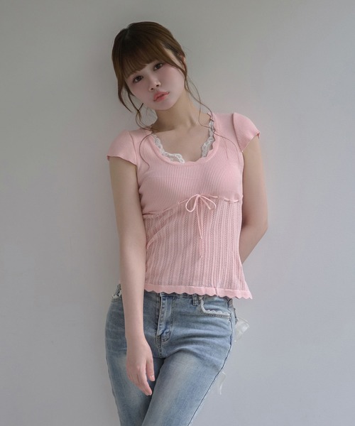 M DOLLY(エムドリー)の「Lace melody ribbon knit tops / レースメロディリボンニットトップス(ニット/セーター・レディース・ホワイト/ピンク/ブルー/ラベンダー・FREE)」の1枚目の写真