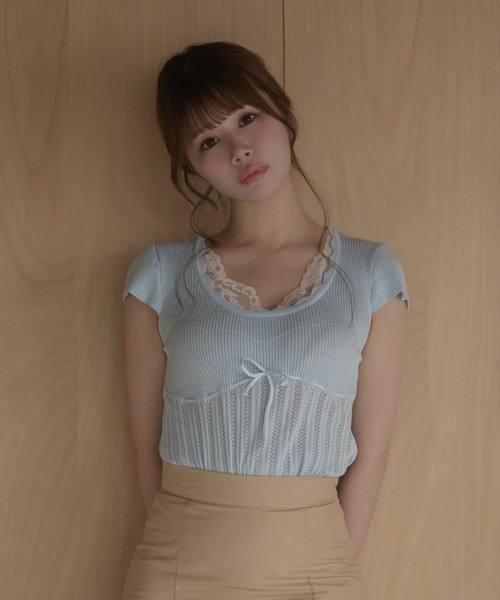 M DOLLY(エムドリー)の「Lace melody ribbon knit tops / レースメロディリボンニットトップス(ニット/セーター・レディース・ホワイト/ピンク/ブルー/ラベンダー・FREE)」の3枚目の写真