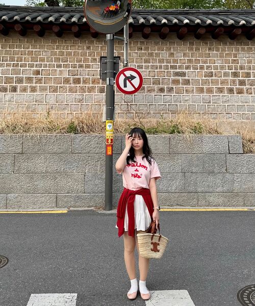 ROLAROLA(ロラロラ)の「MAISON DE ROLA EMBROIDERY T-SHIRT PINK(Tシャツ/カットソー・レディース・ピンク・MEDIUM/SMALL/X-SMALL)」の14枚目の写真