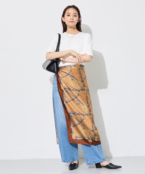 INDIVI（インディヴィ）の「【選べる5色】スクエアスカーフ（ストール/ショール・レディース・ダークブラウン系/ダークブラウン系5/グリーン系その他5/チャコール/ワイン系7・00）」の12枚目の写真