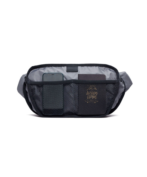 CHROME（クローム）の「［ CHROME / クローム ］SABIN 6L SLING BK_BLACK / サビン 6L スリング ブラック 耐水 6L ボディバッグ ウェストポーチ（ショルダーバッグ・レディース・ブラック・FREE）」の10枚目の写真