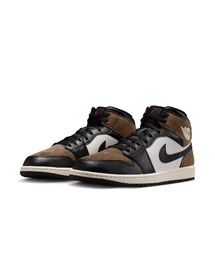 JORDAN BRAND Air Jordan 1 Mid（ジョーダンブランド エア ジョーダン 1 MID）