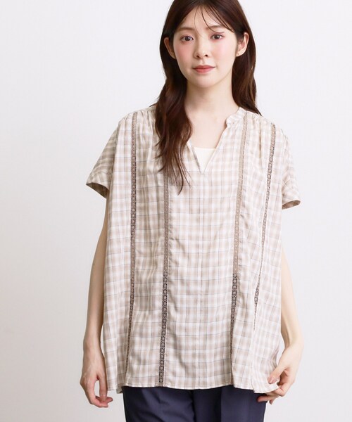 grove（グローブ）の「【体系カバー◎】レースデザインスキッパーブラウス（シャツ/ブラウス・レディース・ベージュ系その他4/ネイビー系1/オフホワイト/ブラック・02/03/04/01/05）」の17枚目の写真