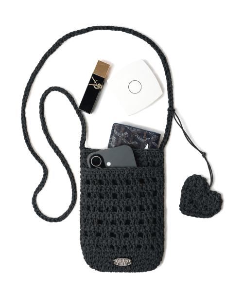 MADENROLLS(マデンロールズ)の「Crochet Mini Bag Black(メッセンジャーバッグ・レディース・その他・FREE)」の2枚目の写真