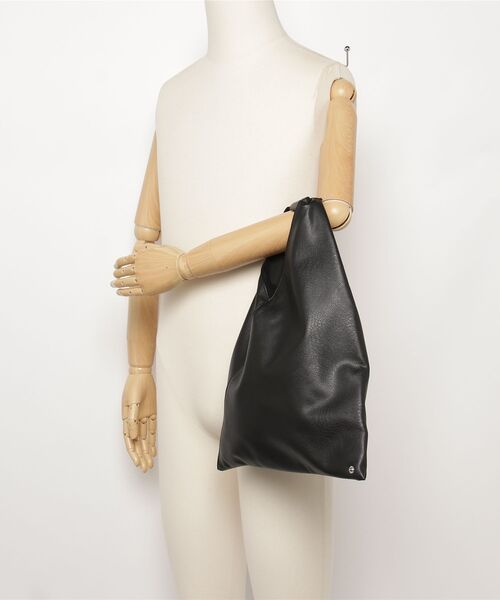 MM6 Maison Margiela（ｴﾑｴﾑｼｯｸｽ ﾒｿﾞﾝ ﾏﾙｼﾞｪﾗ）の「HANDBAG S54WD0043（ショルダーバッグ・メンズ・ブラック・FREE）」の6枚目の写真