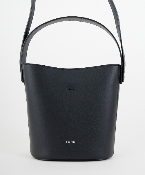 YAHKI（ヤーキ）の「【WEB先行予約】[YAHKI/ヤーキ] クロスボディ バケツ型2WAYショルダーバッグ(WEB限定)（ショルダーバッグ・レディース・ブラック/アイボリー・ONE SIZE）」の8枚目の写真