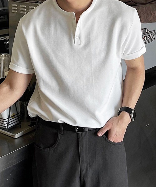 NOWLE(ノウル)の「【NOWLE】スマートリラックス ヘンリーネック 半袖 Tシャツ / 無地 トップス(Tシャツ/カットソー・メンズ・ブラック/ホワイト・MEDIUM/LARGE/X-LARGE)」の5枚目の写真
